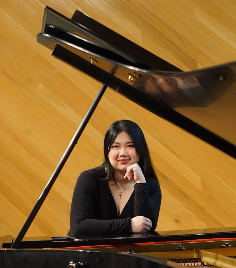 Franklin Music Academy Piano Instructor – Amy Huynh Who